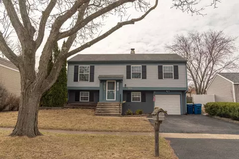 264 E Country Dr, Bartlett, IL 60103