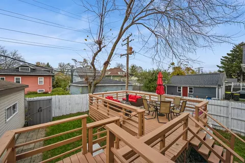 Exterior - 192 E Burlington St, Riverside, IL 60546 photo 1 of 4