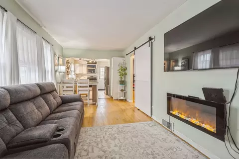 Living - 192 E Burlington St, Riverside, IL 60546 photo 1 of 1
