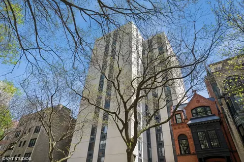 1339 N Dearborn Pkwy #6A, Chicago, IL 60610
