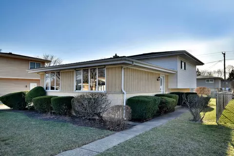 Other - 834 N Adele St, Elmhurst, IL 60126 photo 1 of 4