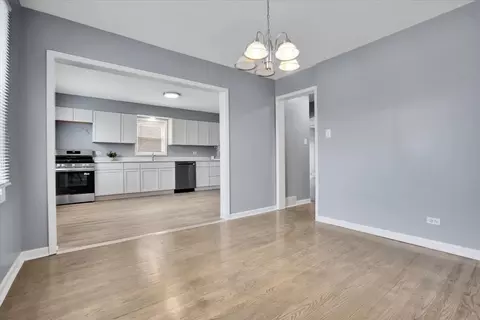7311 S Artesian Ave, Chicago, IL 60629 photo 10