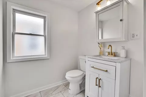 7311 S Artesian Ave, Chicago, IL 60629 photo 23