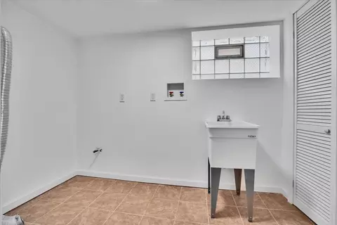 7311 S Artesian Ave, Chicago, IL 60629 photo 30