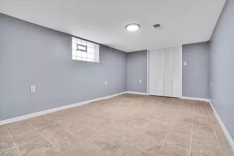 7311 S Artesian Ave, Chicago, IL 60629 photo 28