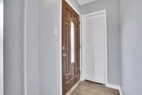 7311 S Artesian Ave, Chicago, IL 60629 photo 2