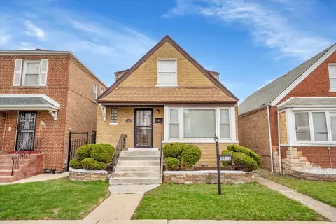 7311 S Artesian Ave, Chicago, IL 60629