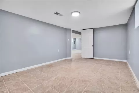 7311 S Artesian Ave, Chicago, IL 60629 photo 29