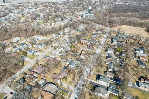 View/Area - 322 Mallette St, Thornton, IL 60476 photo 7 of 7
