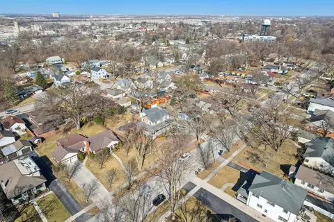 View/Area - 322 Mallette St, Thornton, IL 60476 photo 3 of 7