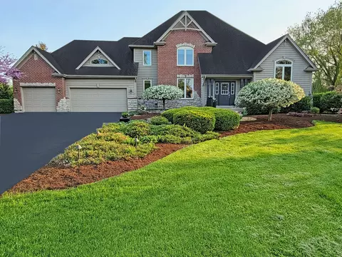 39 W267 Meadowview Ct, Saint Charles, IL 60175