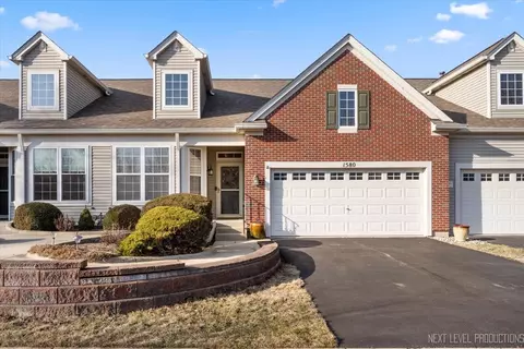 1580 Sedona Ave, Aurora, IL 60504