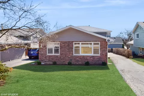 26 W471 Harrison St, Winfield, IL 60190