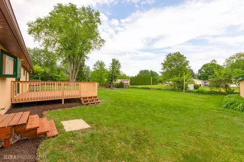 1333 Lund Ave, Algonquin, IL 60102 photo 22