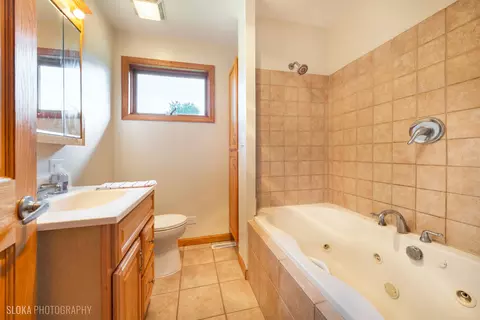 1333 Lund Ave, Algonquin, IL 60102 photo 16