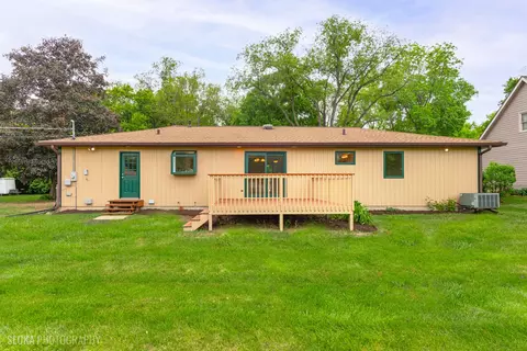 1333 Lund Ave, Algonquin, IL 60102 photo 21