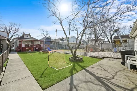 3516 N Keating Ave, Chicago, IL 60641 photo 35