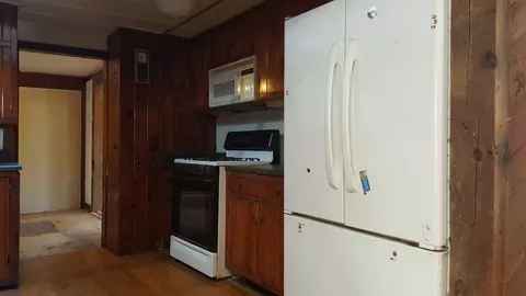 Kitchen - 22513 W Renwick Rd, Plainfield, IL 60544 photo 3 of 4