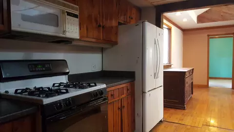 Kitchen - 22513 W Renwick Rd, Plainfield, IL 60544 photo 4 of 4