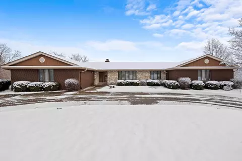 13730 S Long Run Dr, Homer Glen, IL 60491