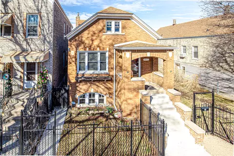 3642 S Honore St, Chicago, IL 60609