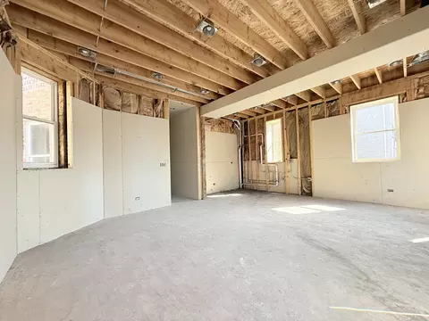 Other - 4314 S Berkeley Ave, Chicago, IL 60653 photo 8 of 15