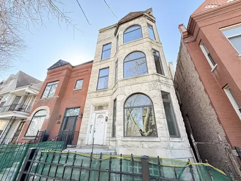 Exterior - 4314 S Berkeley Ave, Chicago, IL 60653 photo 2 of 3