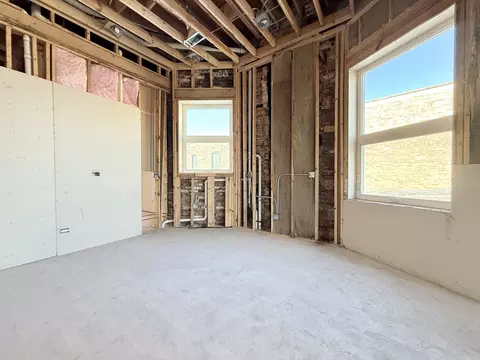 Bedroom - 4314 S Berkeley Ave, Chicago, IL 60653 photo 1 of 8