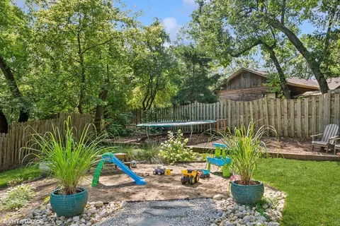 919 Valley Ave, Mchenry, IL 60051 photo 28