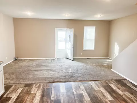 Living - 623 Front St, El Paso, IL 61738 photo 5 of 6