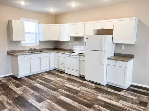 Kitchen - 623 Front St, El Paso, IL 61738 photo 5 of 6