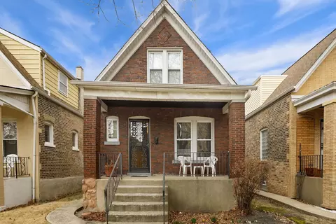 524 N Drake Ave, Chicago, IL 60624
