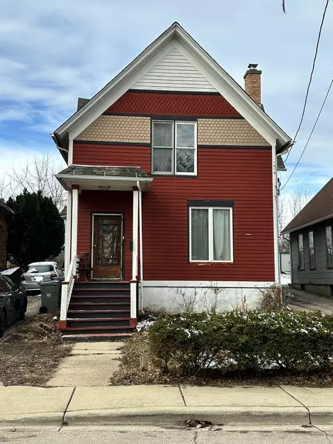 120 Hilton Pl, Elgin, IL 60120