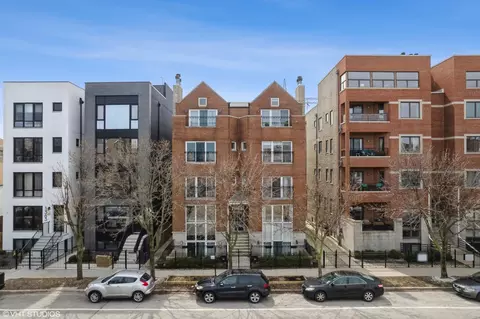1369 W Hubbard St #3W, Chicago, IL 60642