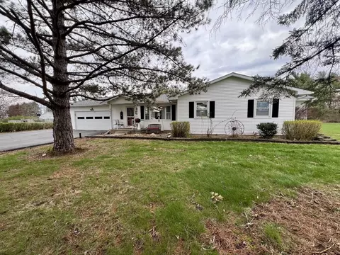 5010 W Dudley Rd, Champaign, IL 61822