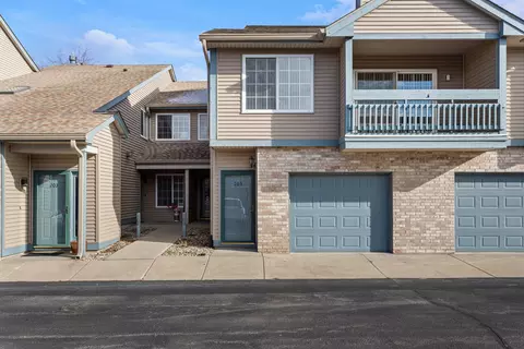 2404 Windward Blvd #205, Champaign, IL 61821