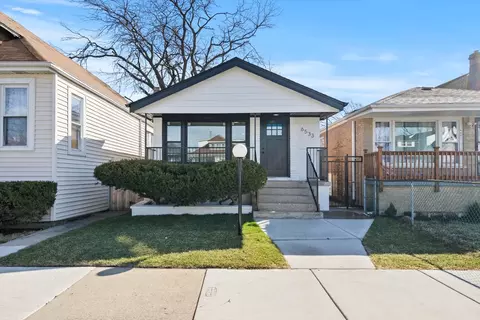6533 S Oakley Ave, Chicago, IL 60636