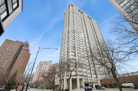5455 N Sheridan Rd #3702, Chicago, IL 60640