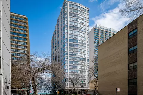 5757 N Sheridan Rd #14F, Chicago, IL 60660