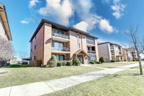16819 81st Ave #1N, Tinley Park, IL 60477