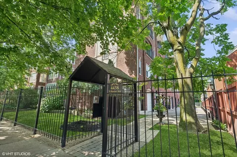 4438 N Racine Ave #B, Chicago, IL 60640