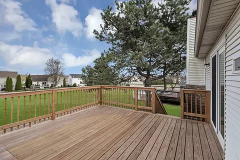 973 Millwood Dr, Bartlett, IL 60103 photo 29