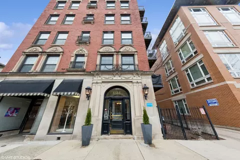 4144 N Sheridan Rd #411, Chicago, IL 60613