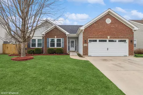 31576 N Borre Dr, Lakemoor, IL 60051