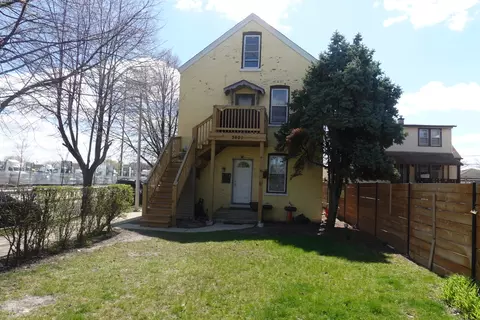 3801 W 46th St, Chicago, IL 60632