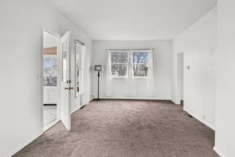 304 W Charles St, Mclean, IL 61754 photo 7