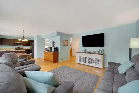 1524 Knoll Crest Dr, Bartlett, IL 60103 photo 11
