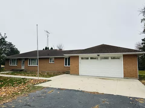 5543 Us Route 20 W, Freeport, IL 61032