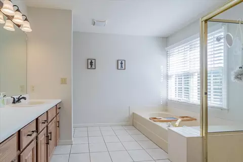 3 Downing Cir, Bloomington, IL 61704 photo 23
