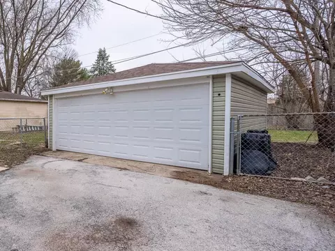3224 Phillips Ave, Steger, IL 60475 photo 15